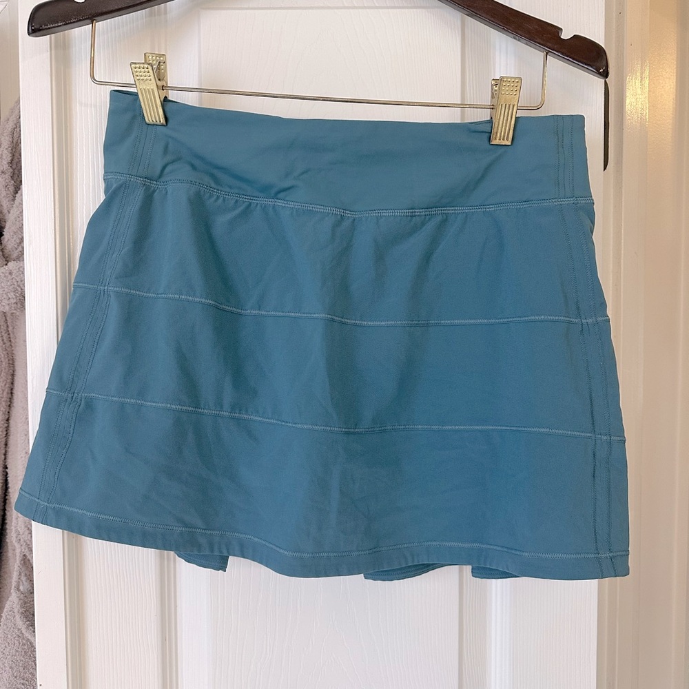 LULULEMON Pace Rival Tennis Skirt skort 
SIZE: 6 tall  COLOR:  dusty teal